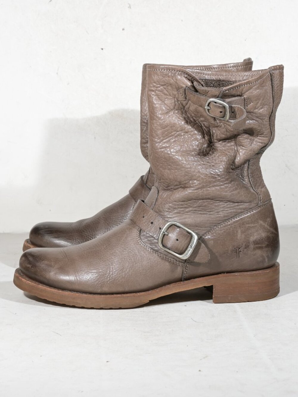 Frye Veronica Short Boot Gray Leather Engineer Moto Biker Women's Size 11 B - Picture 2 of 7